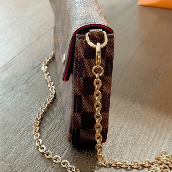 Louis Vuitton Pochette Felicie - Picture 6 of 16